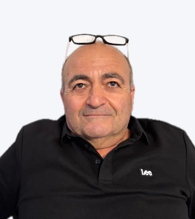 ניסו, טכנאי מזגנים